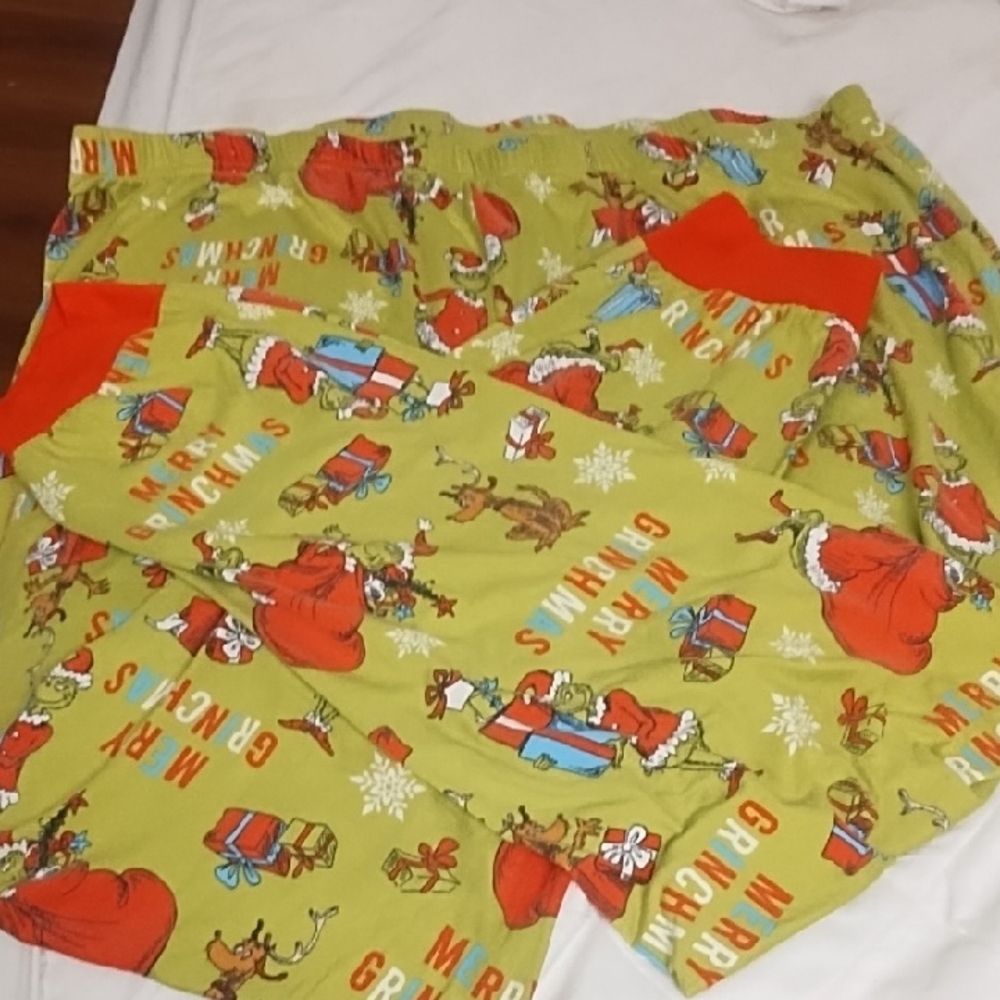 Grinch Christmas Pajama Set